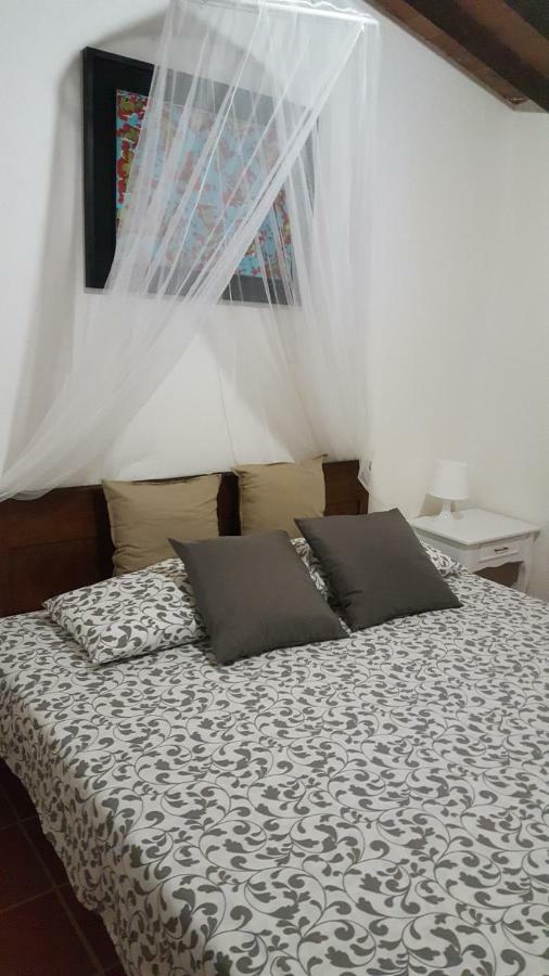 Ferienwohnung Il Borgo Dei Pini Vinci Exterior foto
